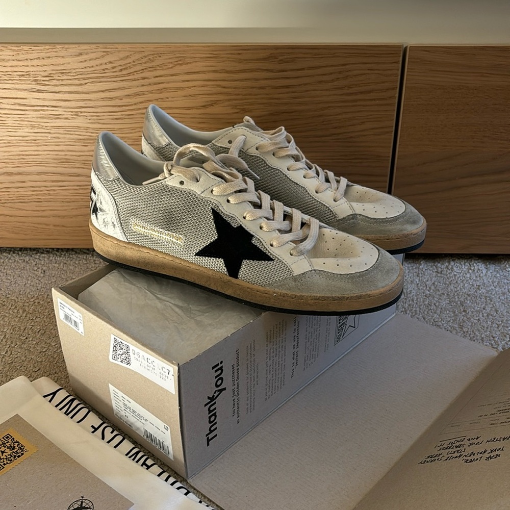 BRAND NEW Golden Goose Ball Star